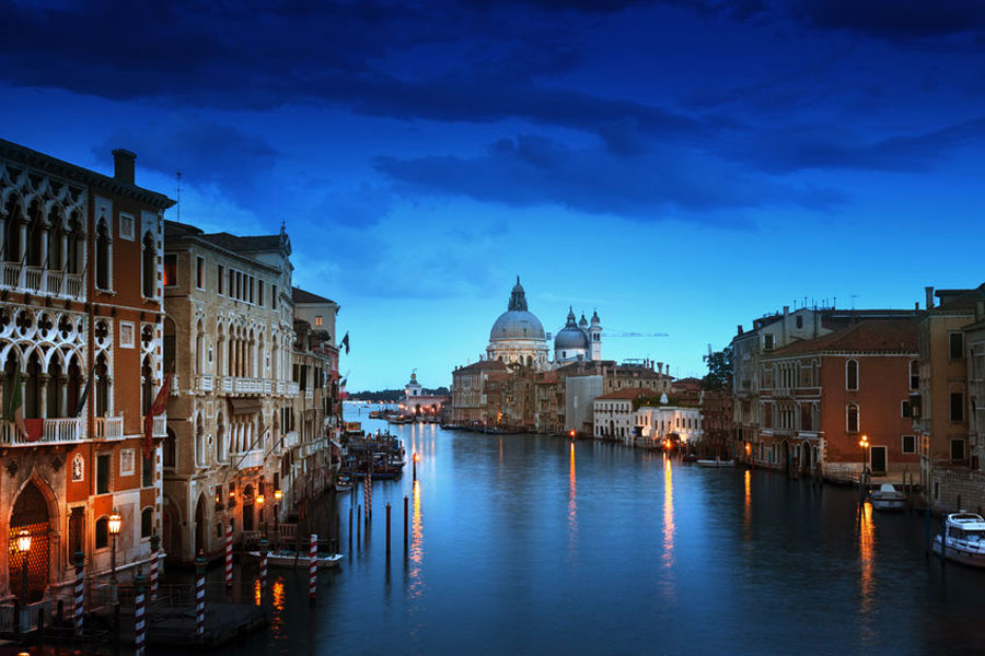 04_Lucio_e_arrivato_sulla_terrazza_di_venezia